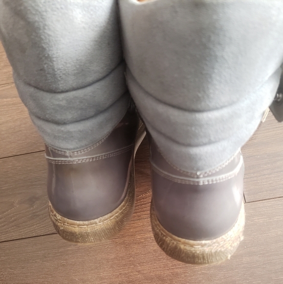 Brunello Cucinelli Patent Leather Hightop Sneakers. - Picture 4 of 15